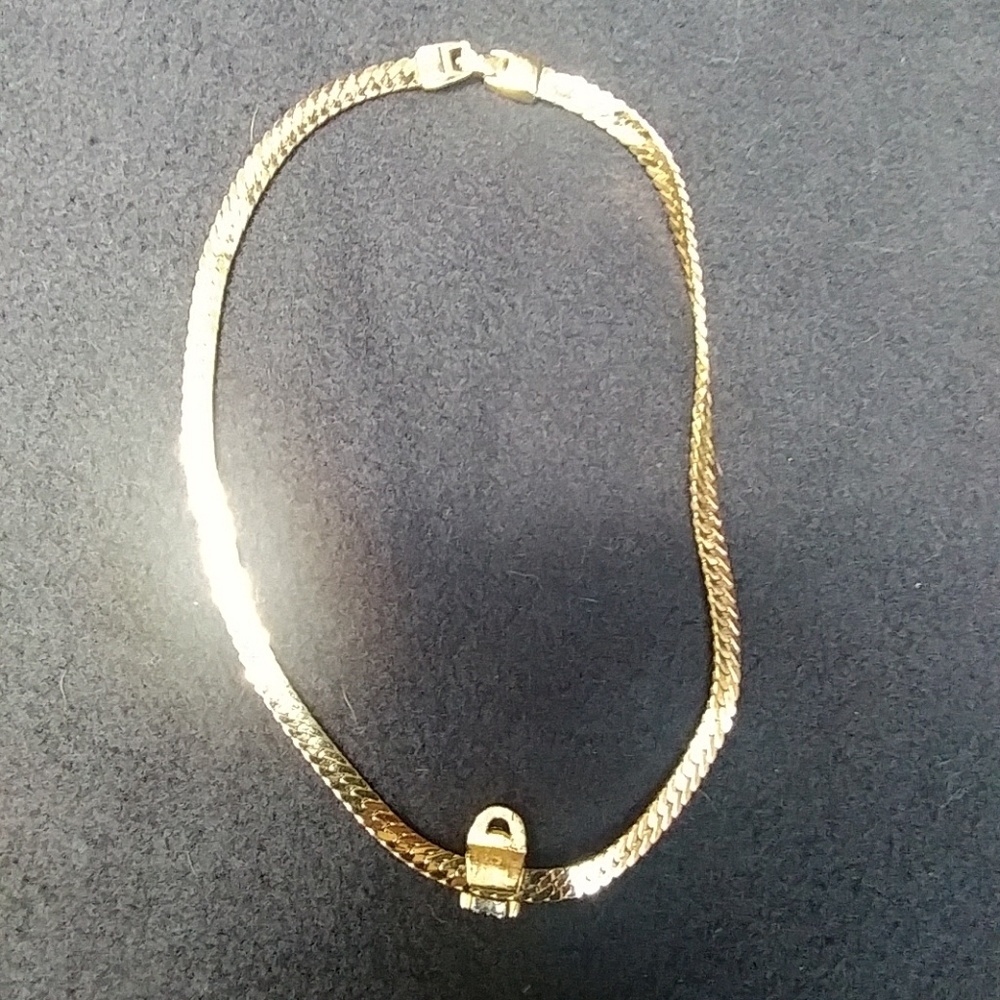 Necklace - Picture 5 of 8